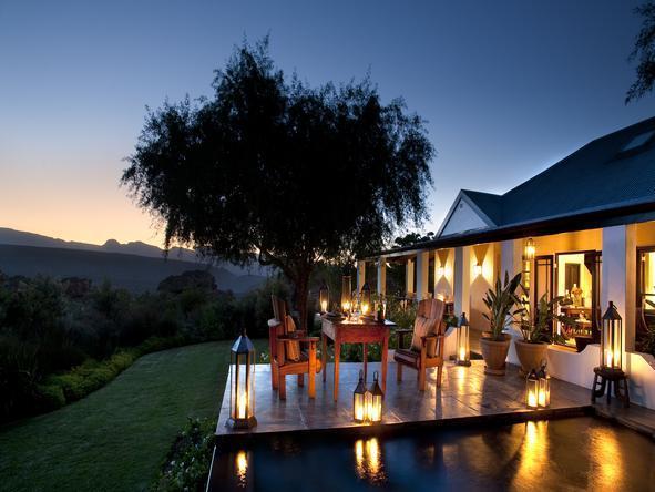 Koro Lodge - Deck 